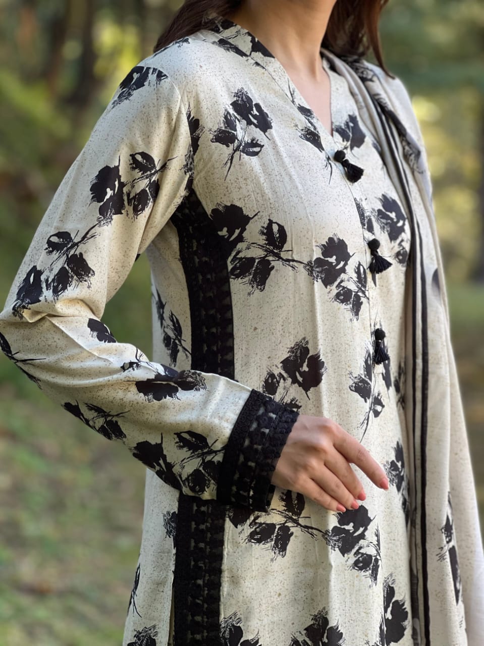 Floral Print Kurta Pant and Dupatta Set with Embroidery Work